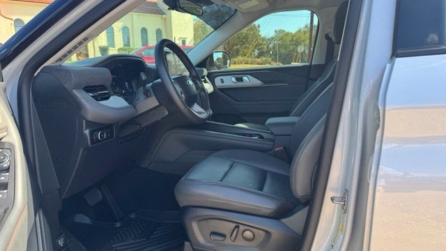 2026 Ford Explorer Active w/100A Pkg