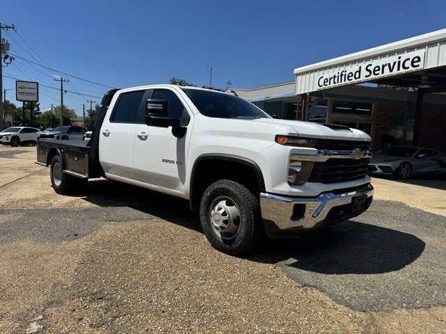 2024 Chevrolet Silverado 3500 HD Chassis Cab LT