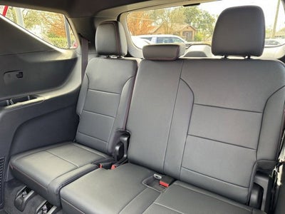 2025 Chevrolet Traverse RS