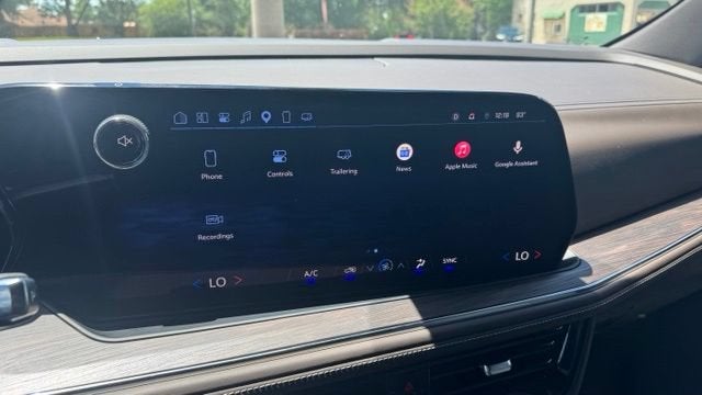 2025 Chevrolet Tahoe LS