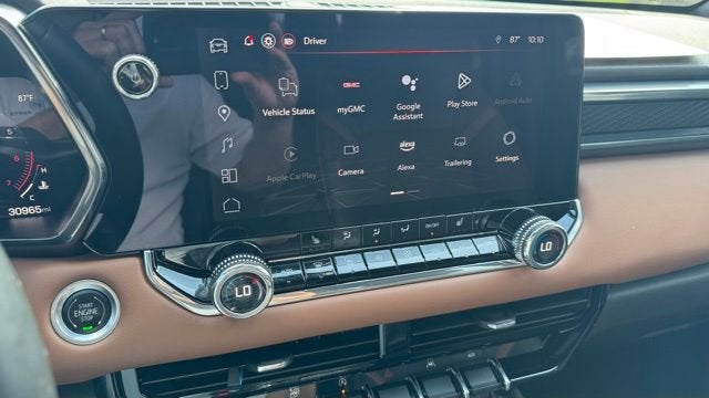 2024 GMC Canyon AT4