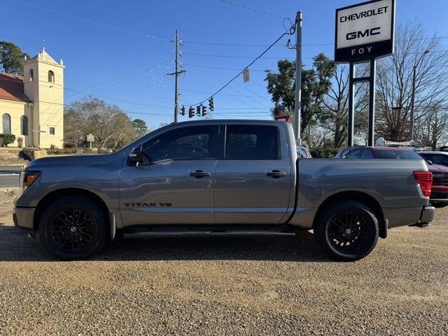 2019 Nissan Titan SV