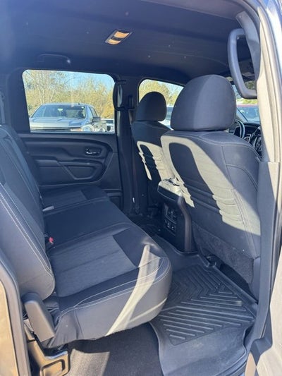 2019 Nissan Titan SV