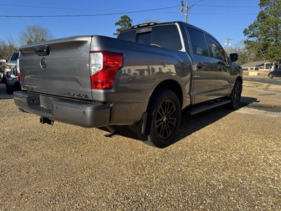 2019 Nissan Titan SV